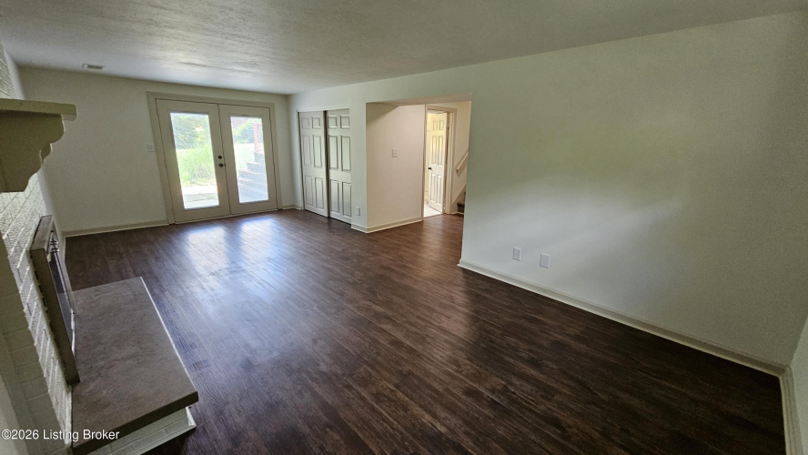 Listing Image 48