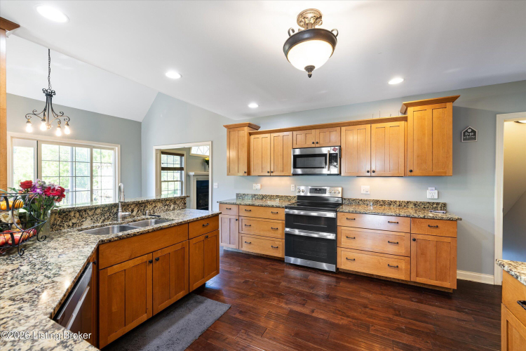 Listing Image 13