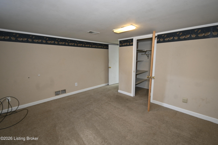 Listing Image 27