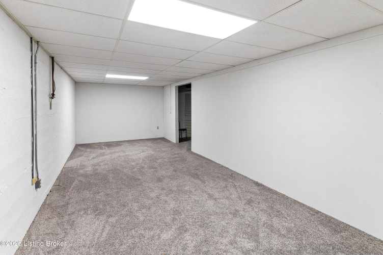 Listing Image 61