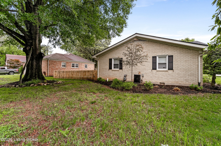Listing Image 71