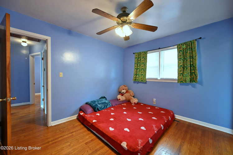 Listing Image 23