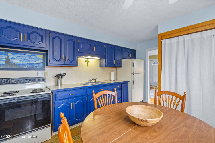 Listing Image 14