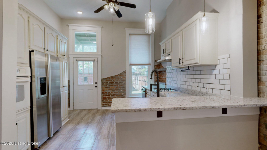 Listing Image 13