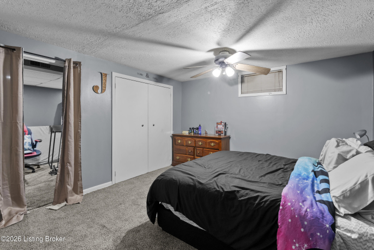 Listing Image 52