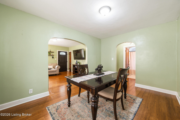 Listing Image 21