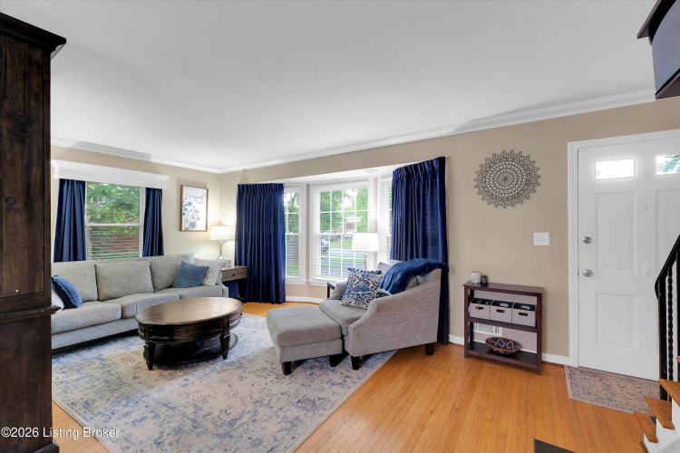 Listing Image 16