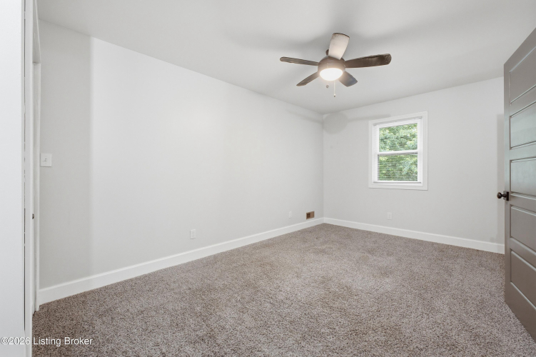 Listing Image 27