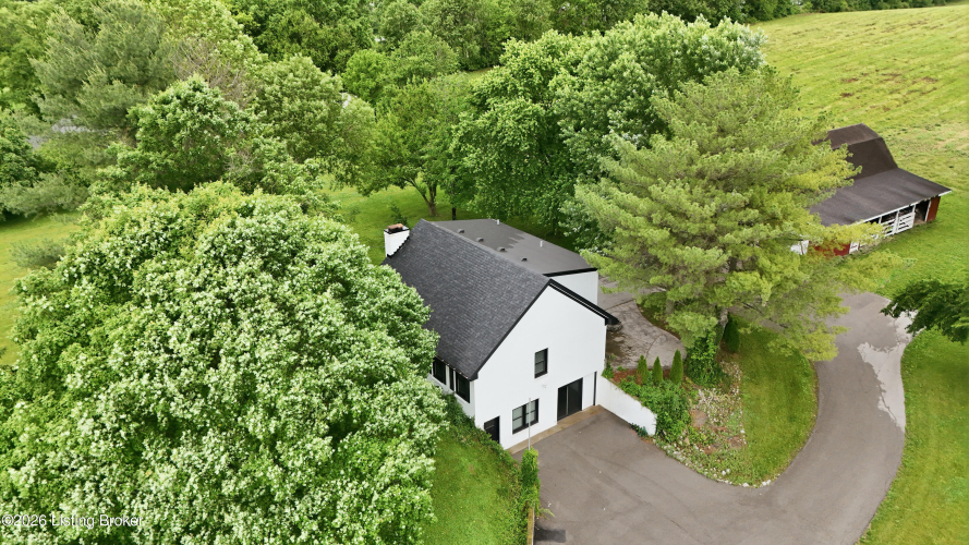 Listing Image 41