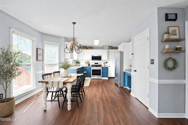 Listing Image 14
