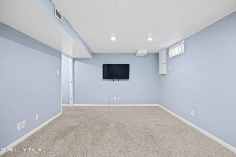 Listing Image 41