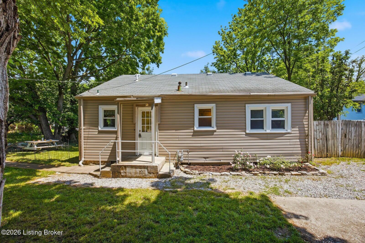 Listing Image 36