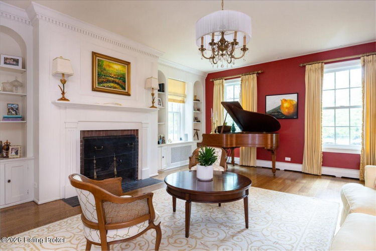 Listing Image 8