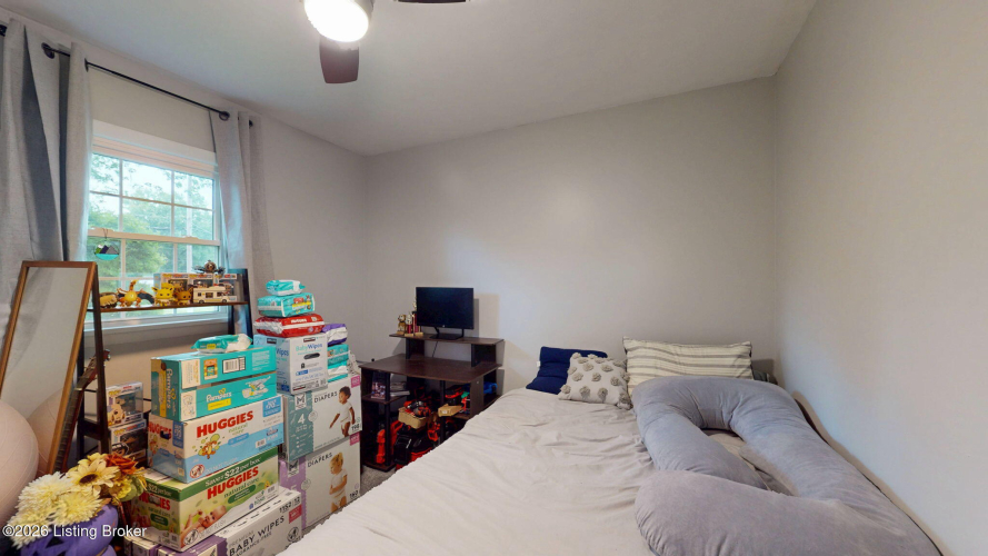 Listing Image 18