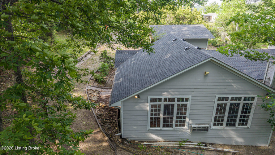 Listing Image 36