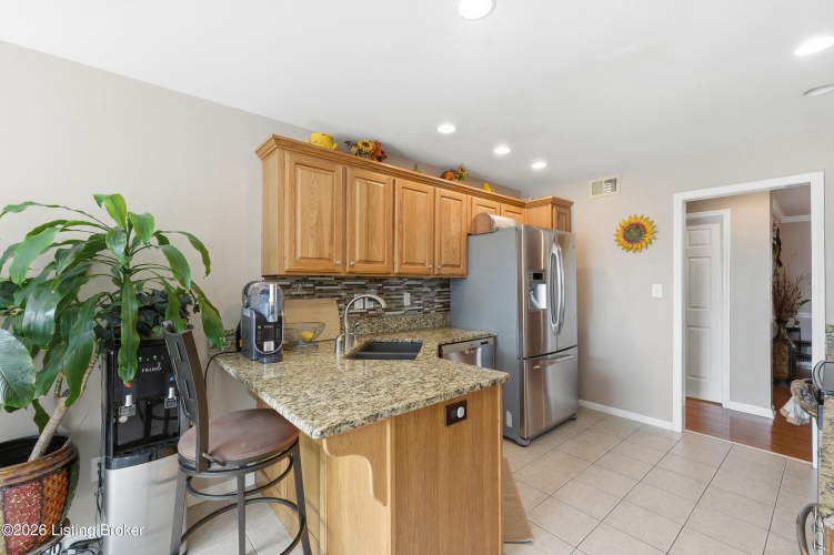 Listing Image 18