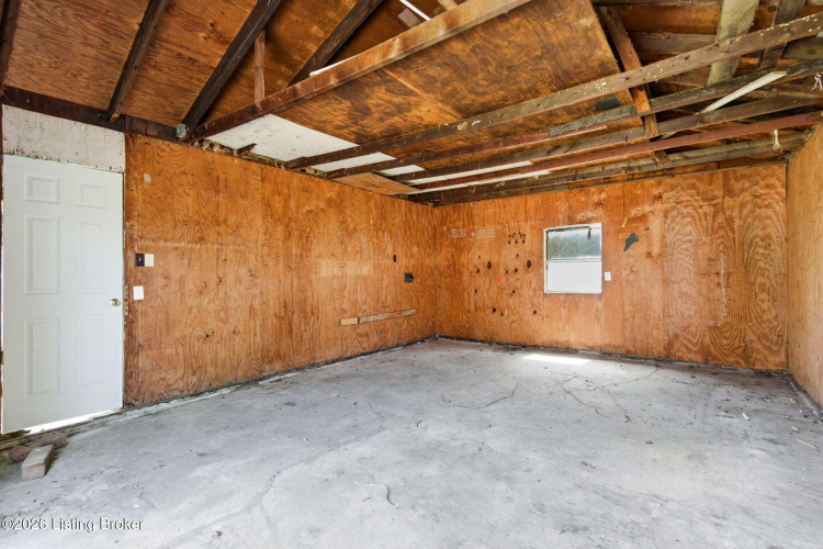 Listing Image 56