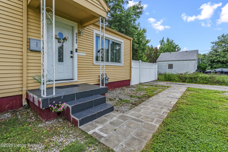 Listing Image 37