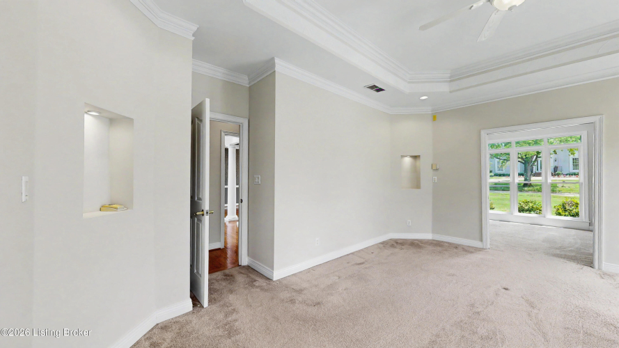Listing Image 24