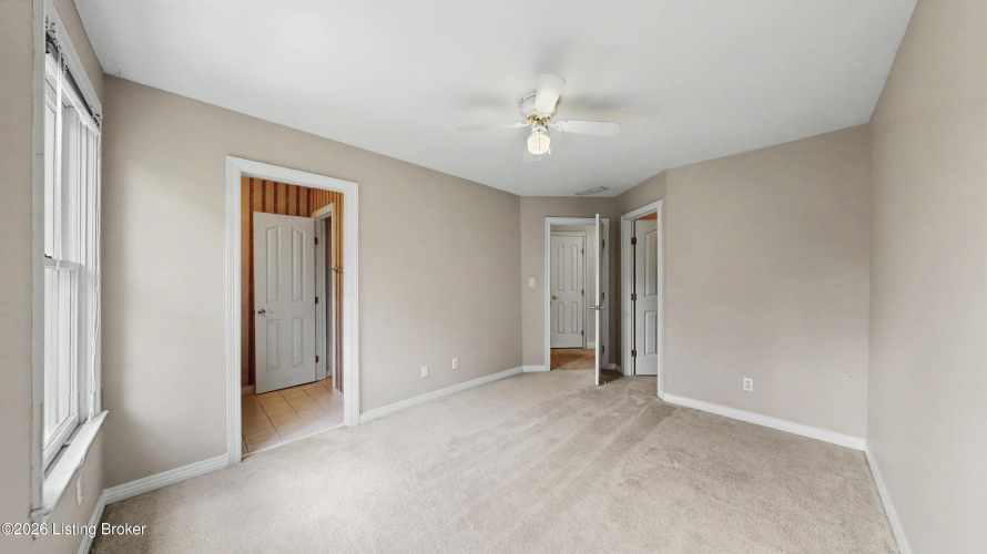 Listing Image 37