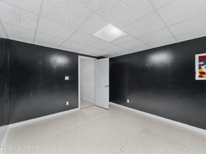 Listing Image 53