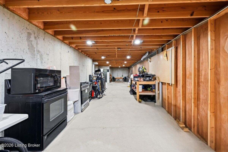 Listing Image 36