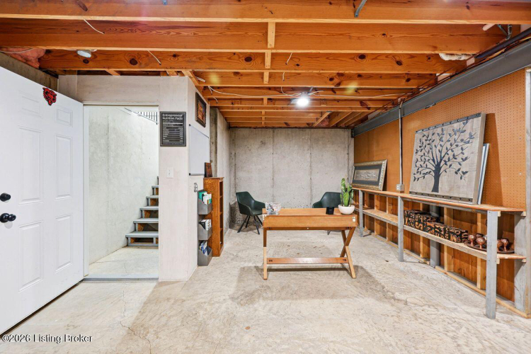 Listing Image 38