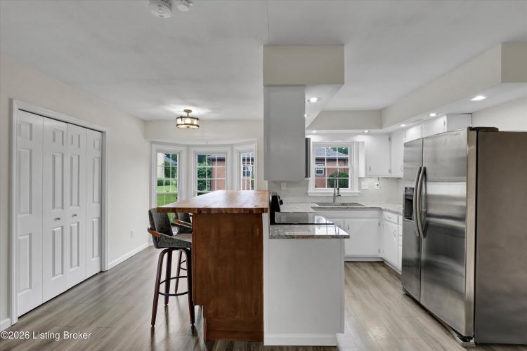 Listing Image 20