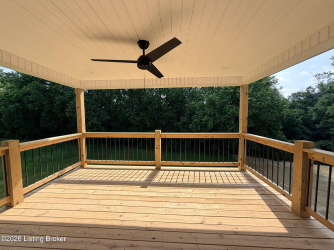 Listing Image 17
