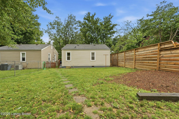 Listing Image 25