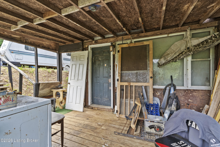 Listing Image 16