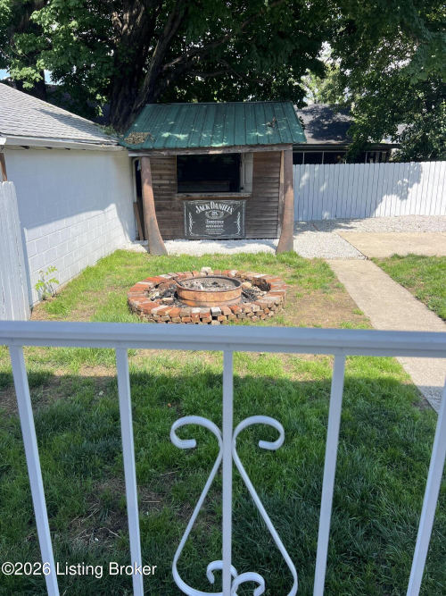 Listing Image 17