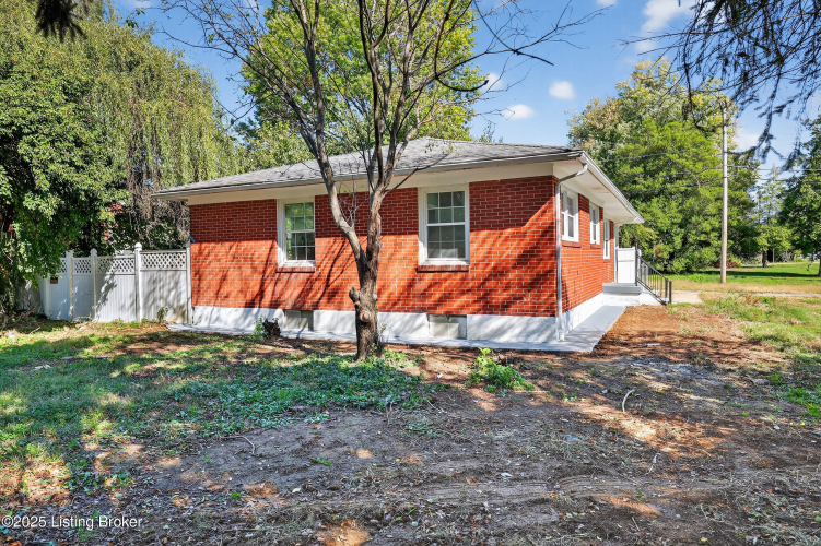 Listing Image 34