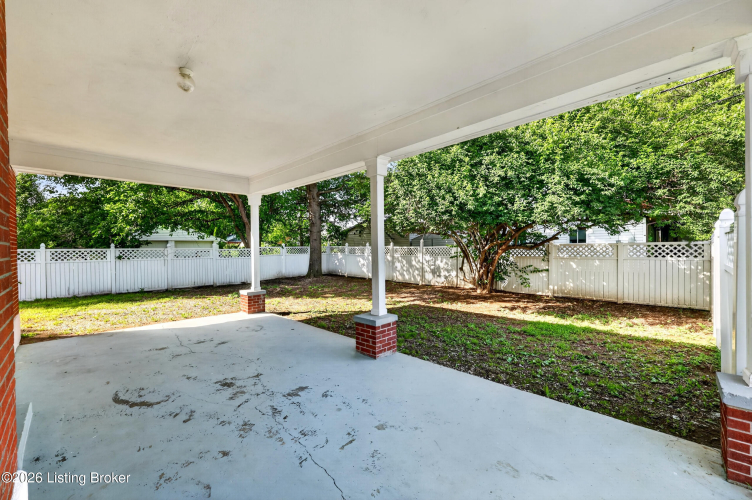 Listing Image 44