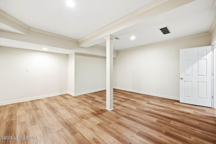 Listing Image 65