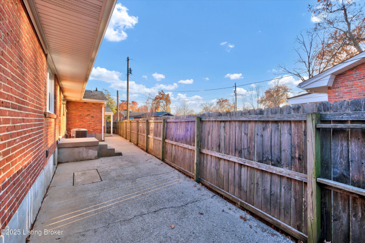 Listing Image 51