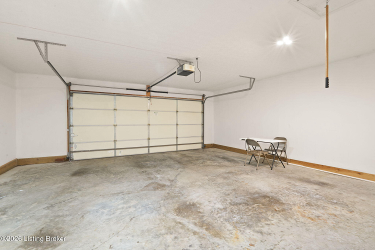 Listing Image 38