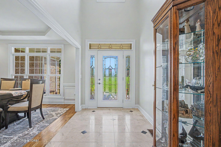 Listing Image 17