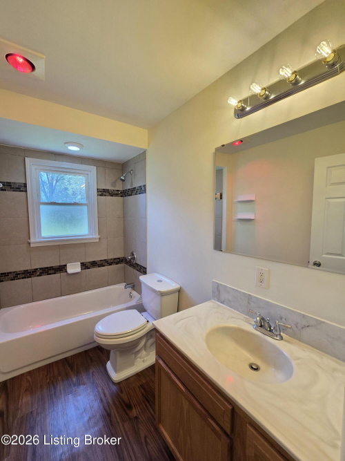 Listing Image 13