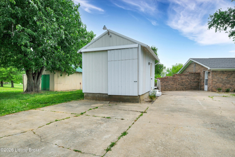 Listing Image 23