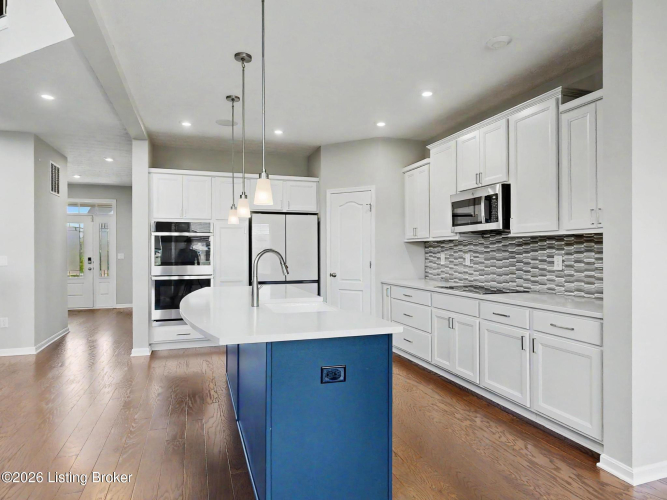 Listing Image 13