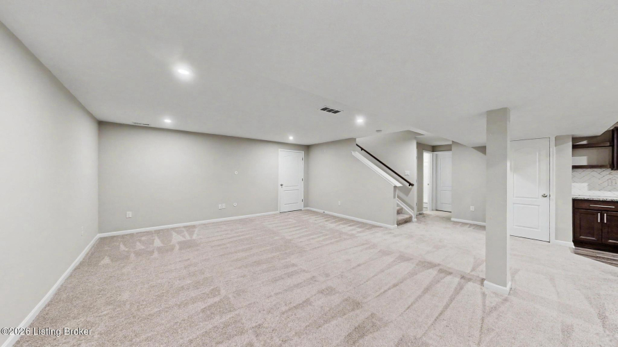 Listing Image 52