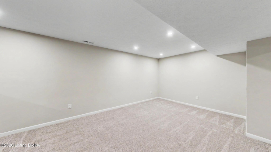 Listing Image 53