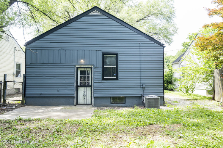 Listing Image 5