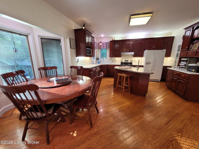 Listing Image 20
