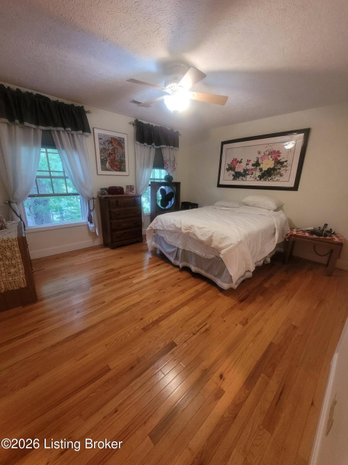 Listing Image 34