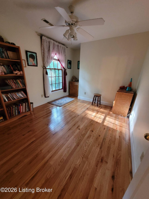 Listing Image 35