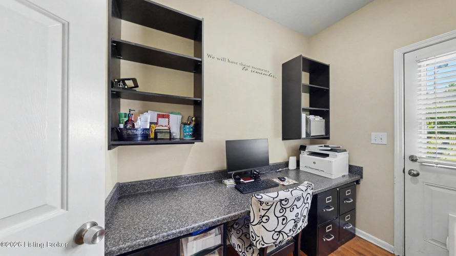 Listing Image 13