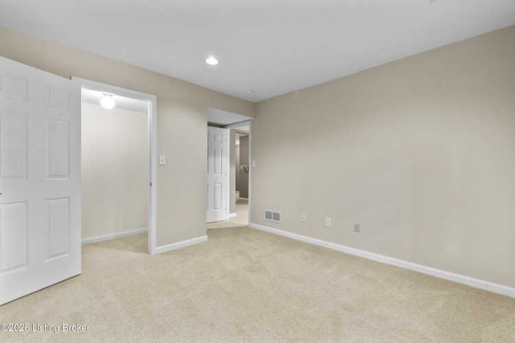Listing Image 64