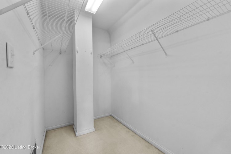 Listing Image 72